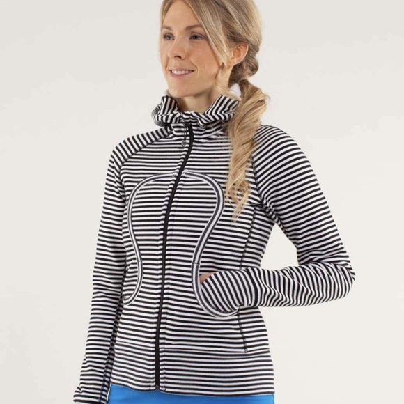 Lululemon Scuba Hoodie - Picture 2 of 4